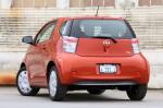 Scion iQ 2012 года